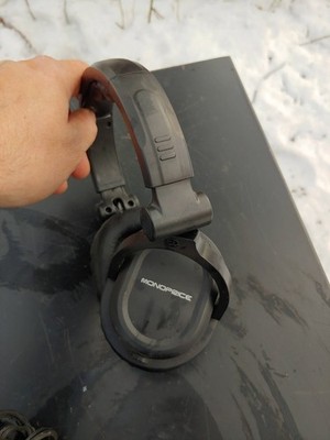 Monoprice Wireless Premium Hi-Fi DJ Style Over-the-Ear Pro Headphones 