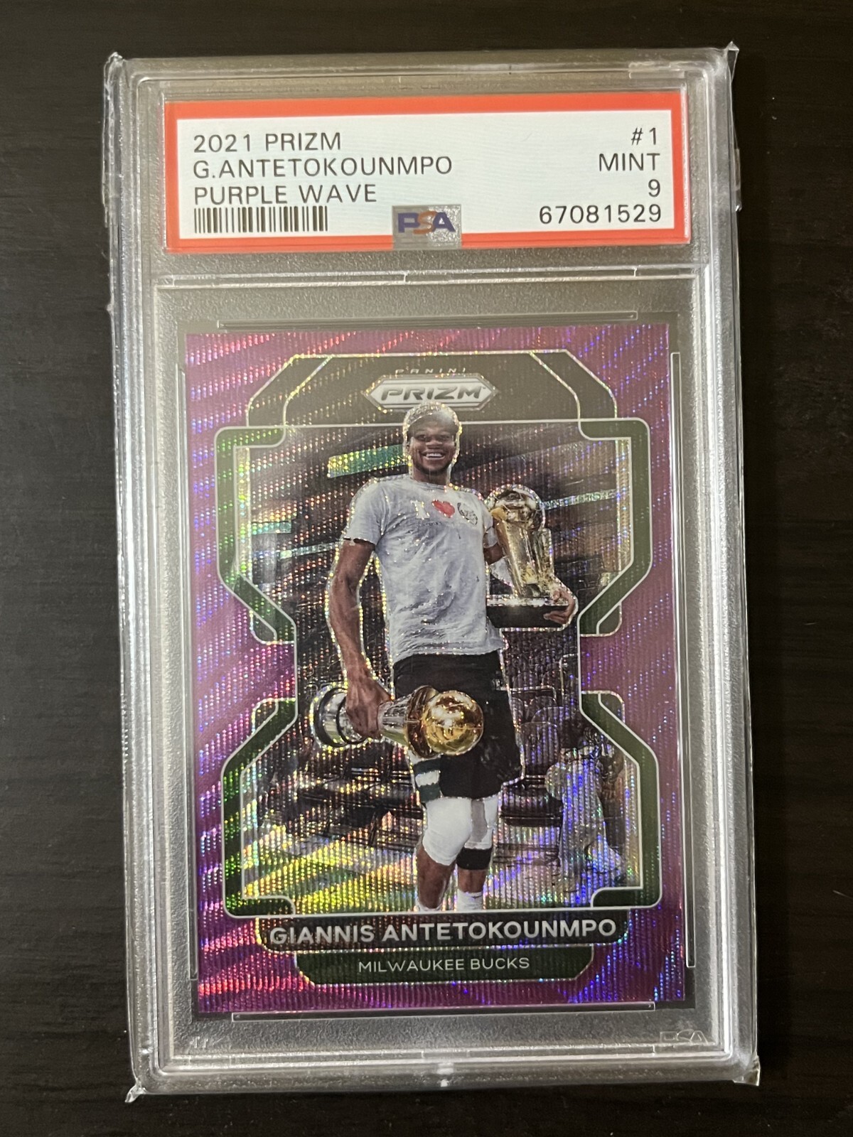 Giannis Antetokounmpo 2021-22 Prizm Purple Wave #1 PSA 9 Milwaukee Bucks MVP SP