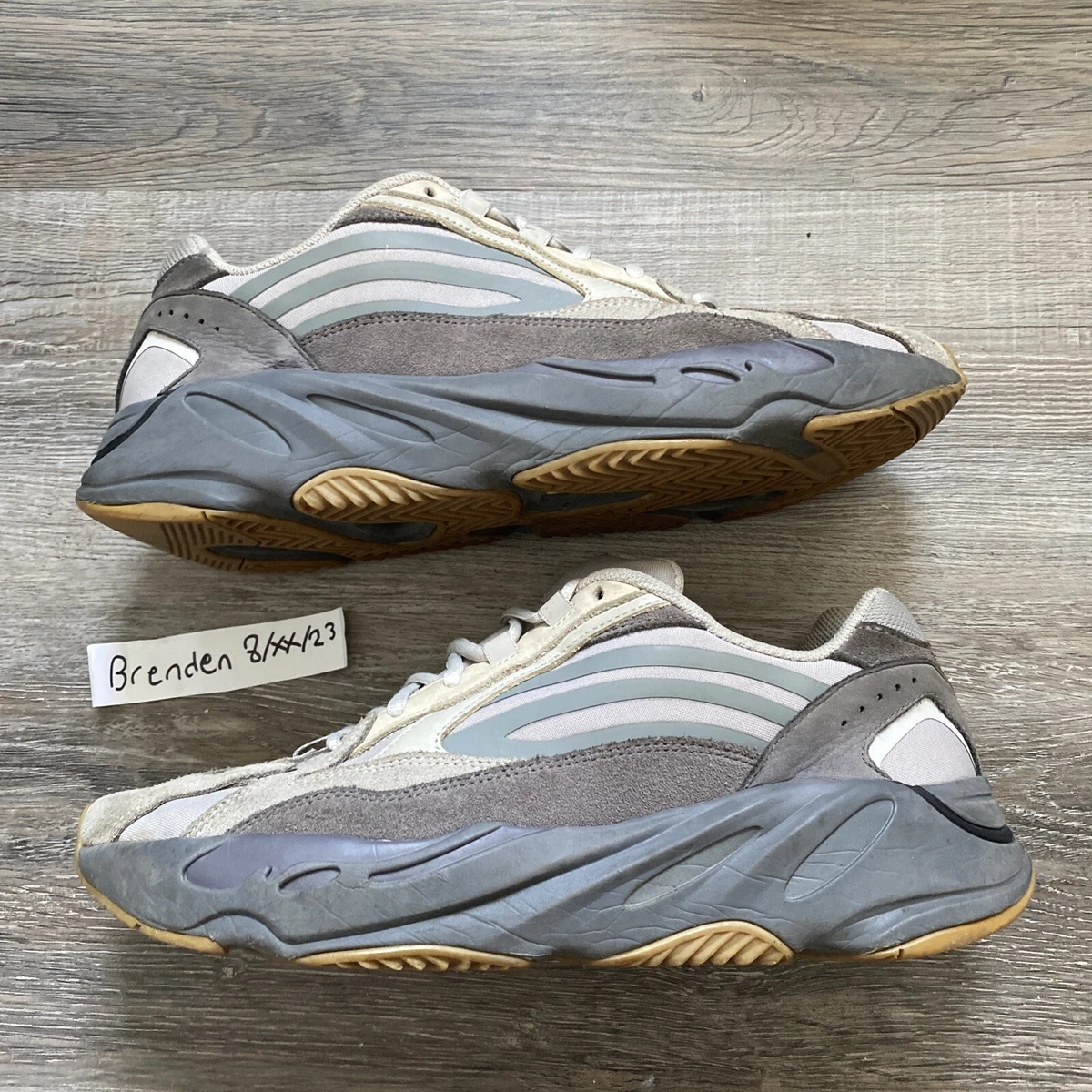 Adidas Yeezy Boost 700 V2 Tephra FU7914 Size 11 350 500 750 Gray