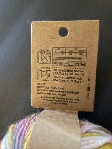 Yarn Bee Yarn AUTHENTIC HAND-DYED - 3.5 oz / 400 yds - Picture 15 of 29
