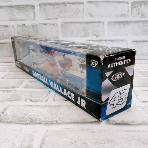 2019 Wave 1 Bubba Wallace 2018 STP Darlington Hauler 1/64 NASCAR Authentics - 第 3/12 張圖片