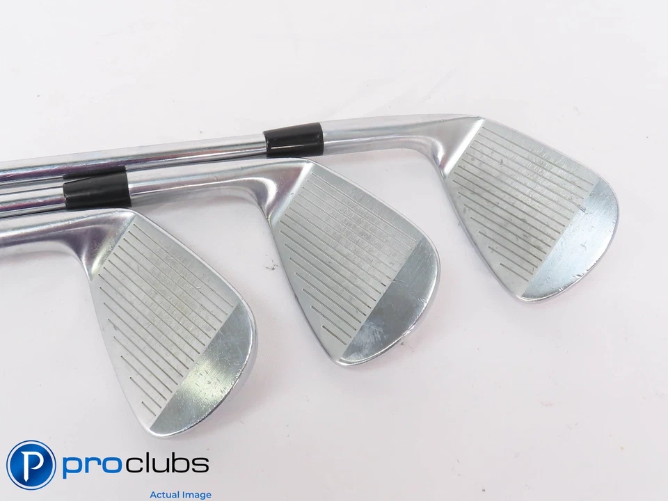 Nice Cobra '23 KING CB/MB 4-PW Combo IRON SET - DG X100 X-Flex Steel 450574 - Image 3 of 4