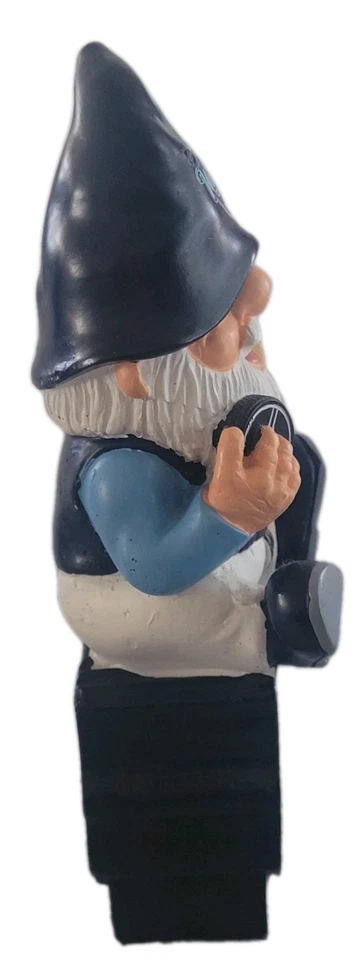 GNOME clásico de invierno 2014 de la "casa grande". ANN ARBOR MI. Hojas vs. alas rojas Foto 4 de 4