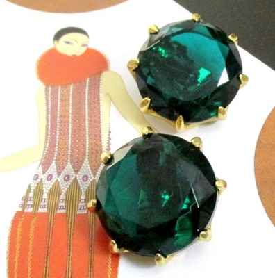 Vtg Runway 1'' Round Glamorous Emerald Green Acrylic ''Crystal'' Earrings 80s Clip