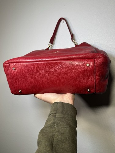 FURLA RIALTO MEDIUM RED PEBBLED LEATHER HOBO SHOULDER BAG - Picture 3 of 6