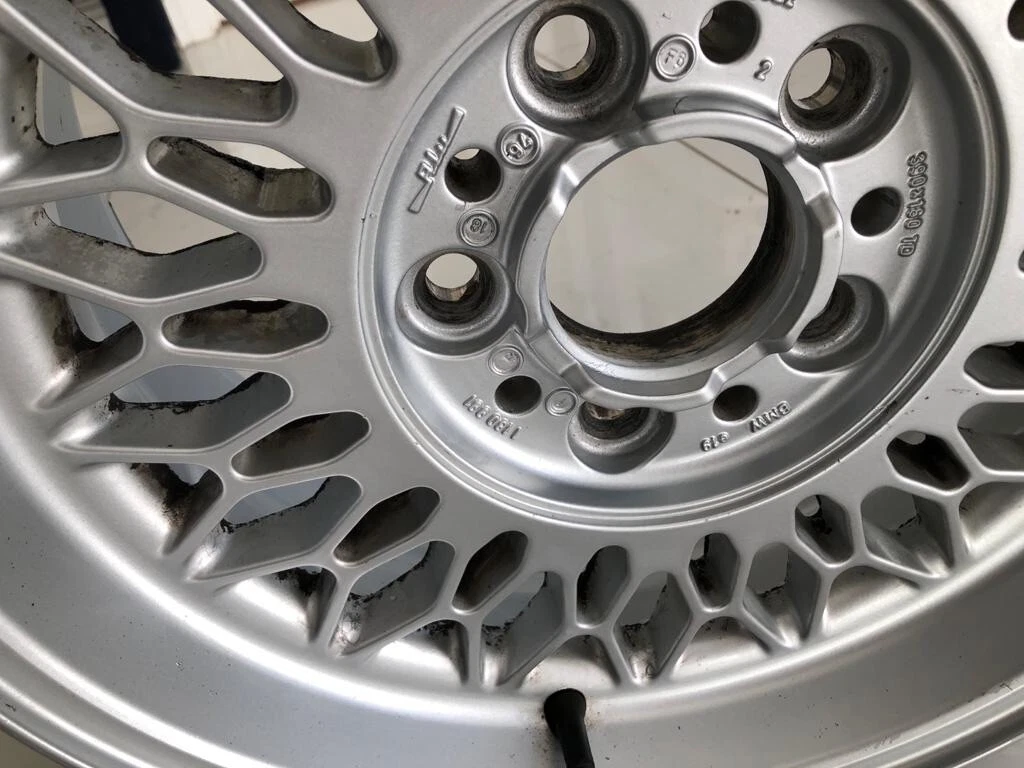 BMW E34 E32 METRIC ALLOY WHEEL RIM 1180991 390X180TD e19 KBA 42022
