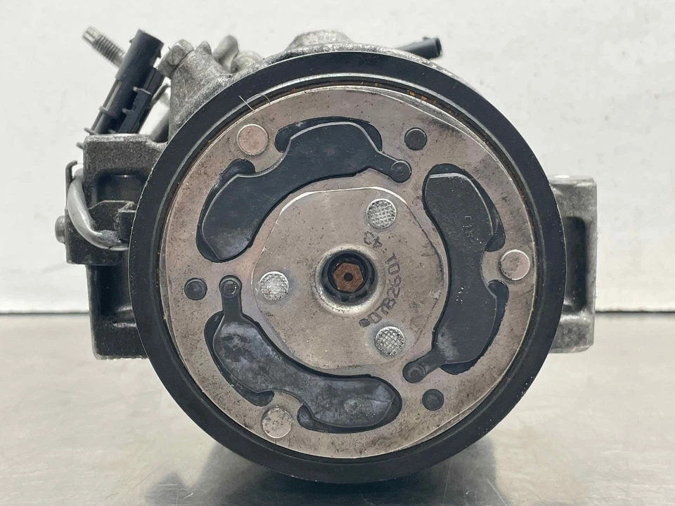 2019 Cadillac XT4 A/C Air Conditioning Compressor Pump 70k Miles OEM 84554901 Foto 4 de 4