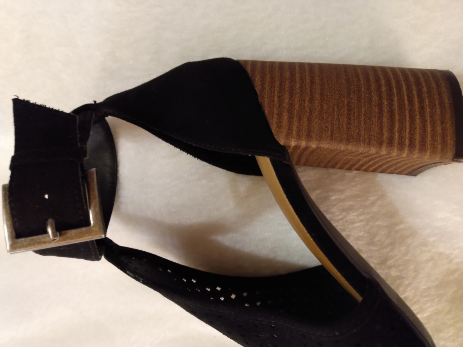 Universal Thread Women's Black Microsuede Ankle S… - image 11