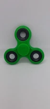 Tri Fidget Hand Spinner Focus Desk Toy EDC ADHD Autism KIDS ADULT - GREEN/BLACK