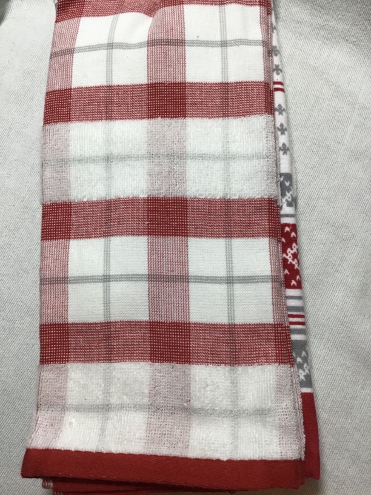 TRULY LOU KITCHEN TOWELS (3) GRAY RED REINDEER SNOW CHECK 18X 28 100