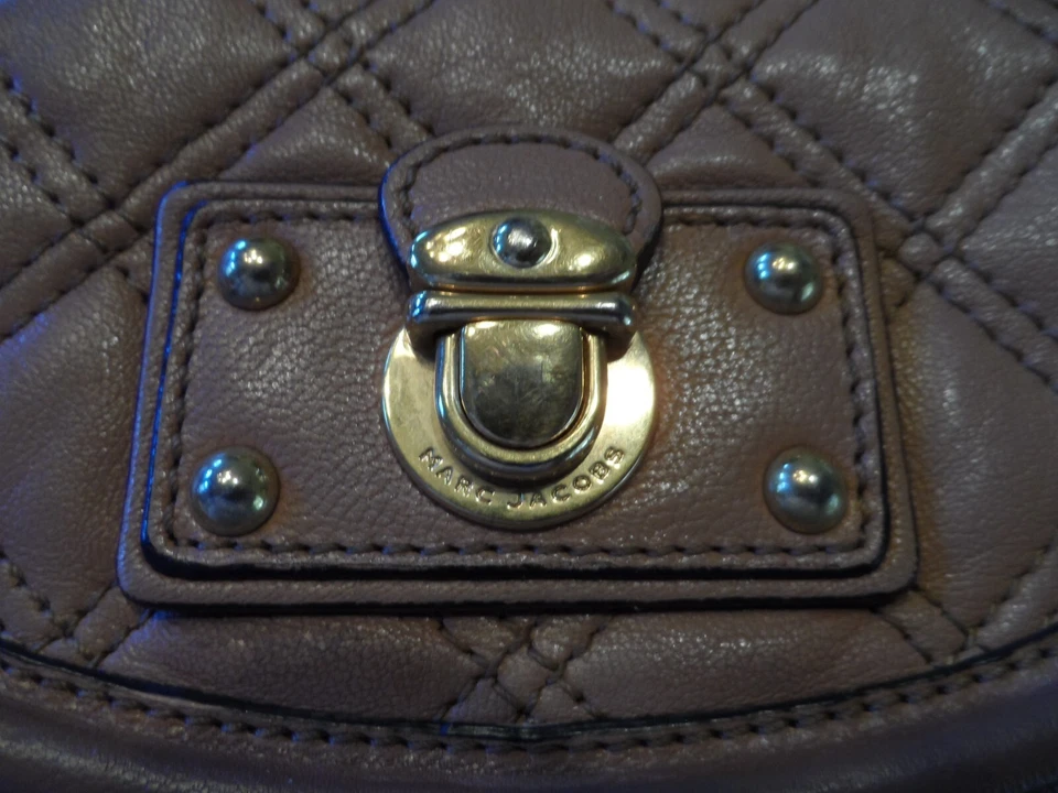 Bolso Bandolera Marc Jacobs Sillín Cuero Marrón Acolchado Foto 4 de 4