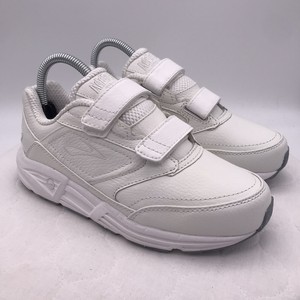 brooks white leather shoes