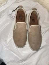 Sperry Women's Crest Twin Gore Plushwave- Ivory Sneaker size 8.5 new