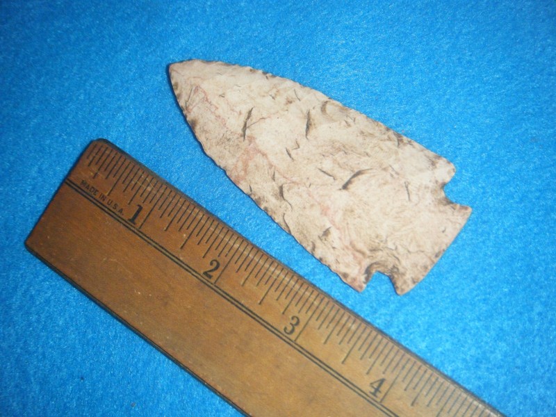 3  1/2  in.     INDIAN ARROWHEAD  BENTON FROM . OK.