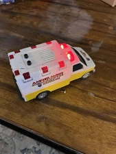 Vintage Toy State Ambulance - White & Yellow - Rescue 911 Tested Works 8”