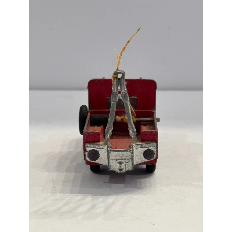 Corgi Toys Red Land Rover Pickup Truck Tow Truck Diecast Metal 109 - Image 4 of 4