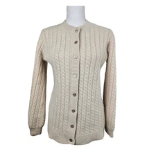 VINTAGE BEIGE CABLE KNIT CARDIGAN – 8-BUTTON FRONT – MEDIUM FIT – SOFT TEXTURE