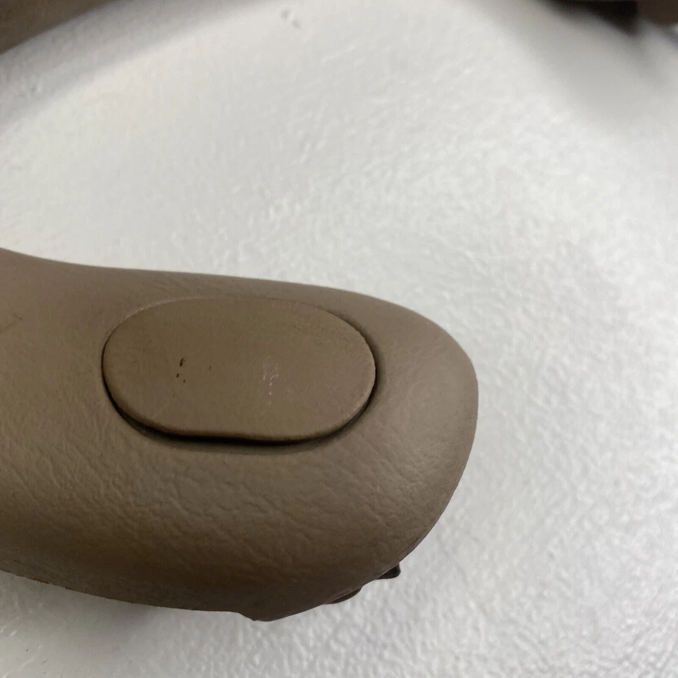 Mango de agarre trasero izquierdo Ford Expedition 1997-2002 F75B-7831431-ADW OEM marrón Foto 3 de 4