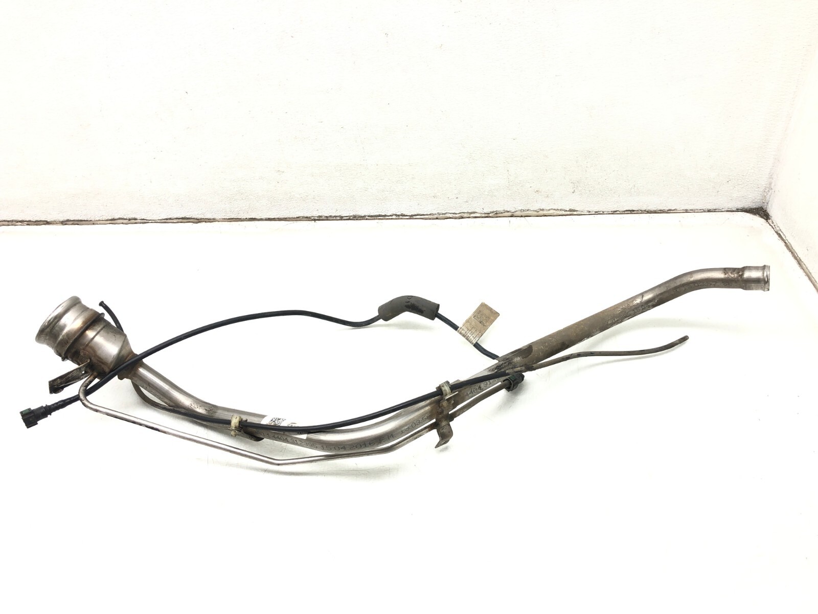 2017-2020 MASERATI LEVANTE 3.0L FUEL TANK FILLER NECK HOSE LINE OEM
