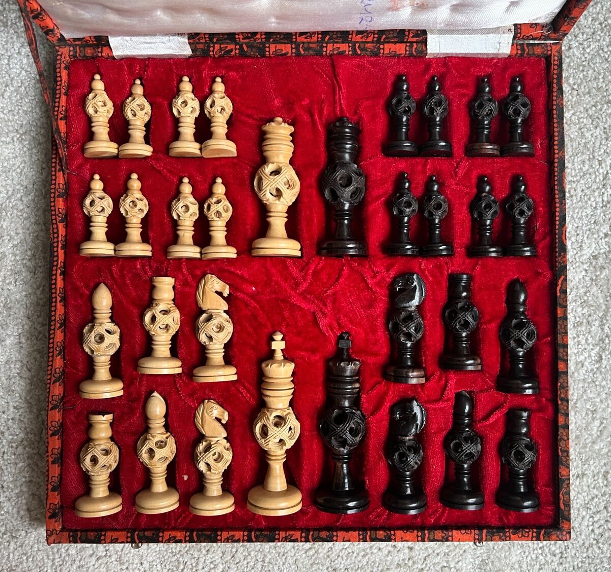 Artistic English Series Hand Carved Vintage Chess Pieces Only