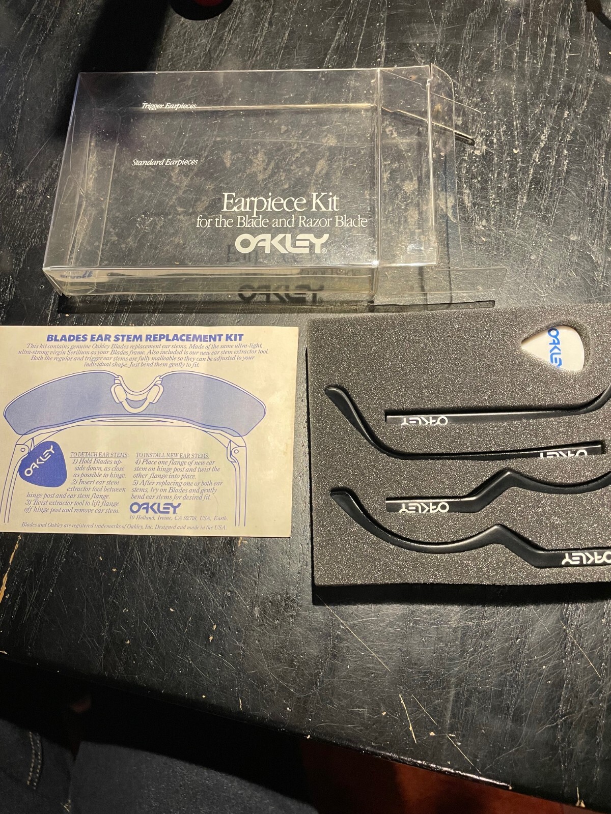 Oakley Razor Blade Earpiece Kit, Black, with paper insert bought in