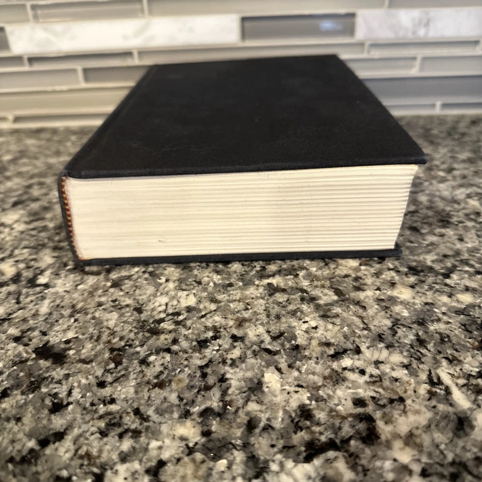 The Aquitaine Progression 📚 Robert Ludlum Signed First Printing 💫1984 HC Foto 2 de 4