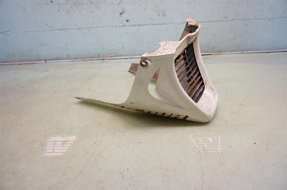 Carenado inferior interceptor 83-85 Honda VF750F V45 VF 750 *2592 Foto 3 de 4