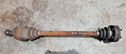 BMW E82 120D M-Sportcoupe N47 2010 Schaltgetriebe 2 x Antriebswellen Satz Paar links+rechts