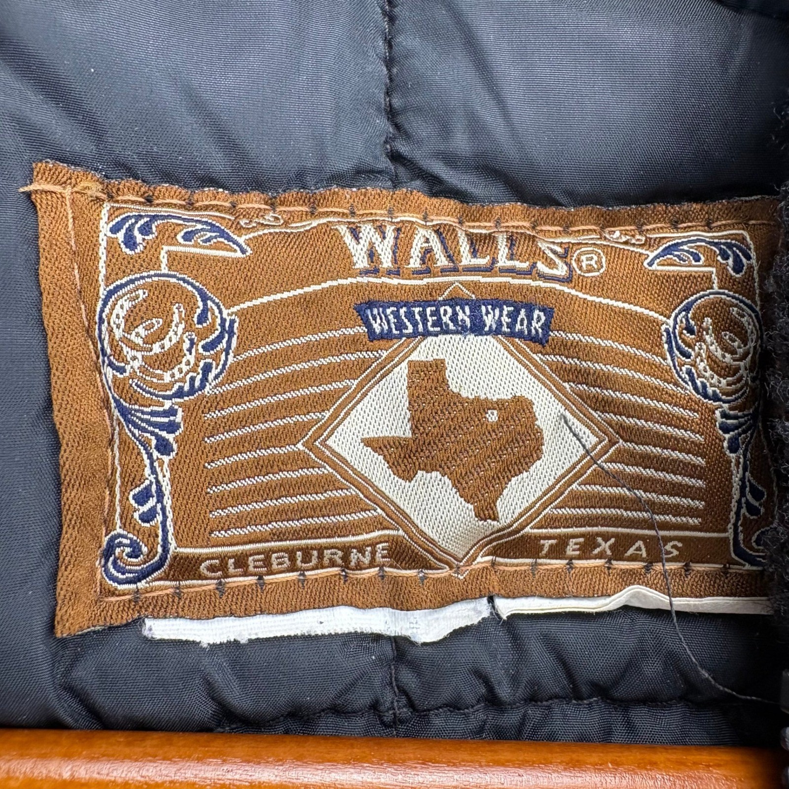 Picture 2 of 10