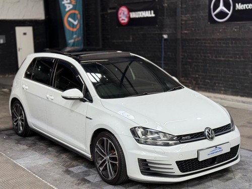 2016 Volkswagen Golf 2.0 TDI BlueMotion Tech GTD DSG Euro 6 (s/s) 5dr HATCHBACK - Picture 12 of 24