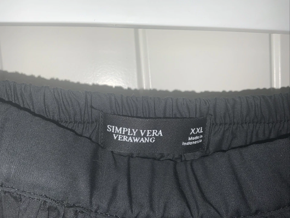 ¡NUEVO CON ETIQUETAS! Falda larga negra para mujer Simply Vera Wang talla XXL con flores/bolsillos/aberturas Foto 4 de 4