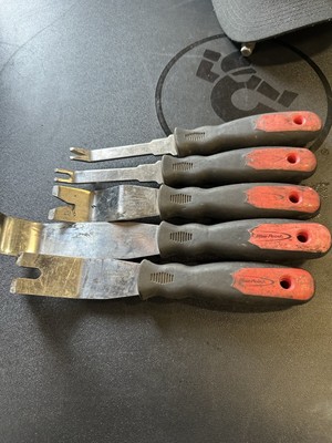 BLUE POINT - UTV614 - 5 pcs DOOR TRIM REMOVAL TOOLS - ITEM UTV614 #1A