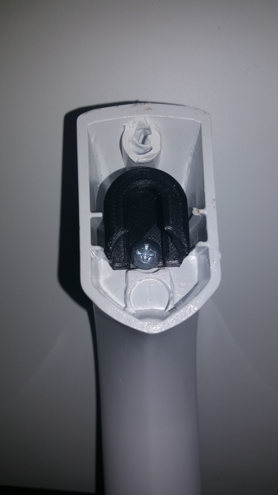 Haier refrigerator 2 LOWER door handle fix clips WR12X31693 4929237 whirlpool GE