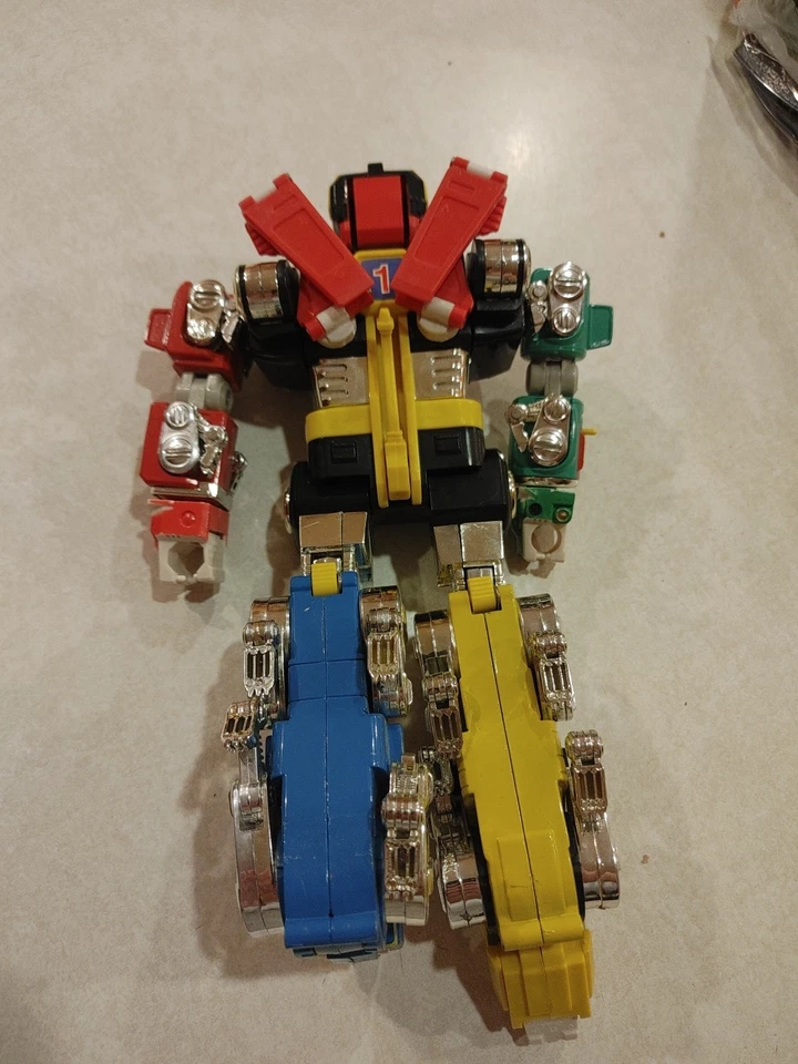 Trendmasters Voltron Defender Of The Universe Die Cast Metal READ Arm Wont Stay - Image 3 of 4