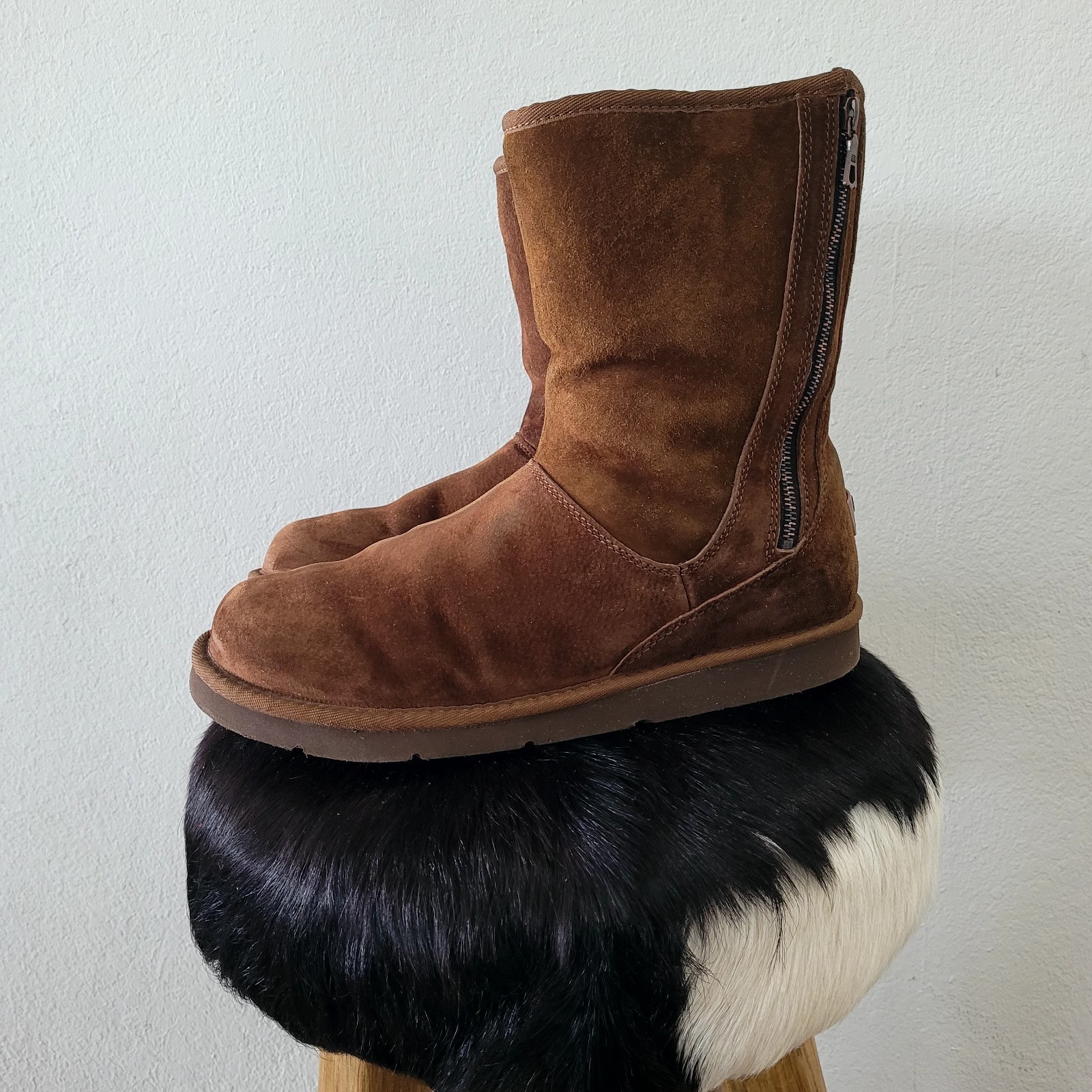 UGG Australia Mayfaire Side Zip Boots Women's Siz… - image 5