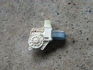 BMW 5er F10 F11 Antrieb Motor Fensterheber vorne / hinten links 7271563 7248171