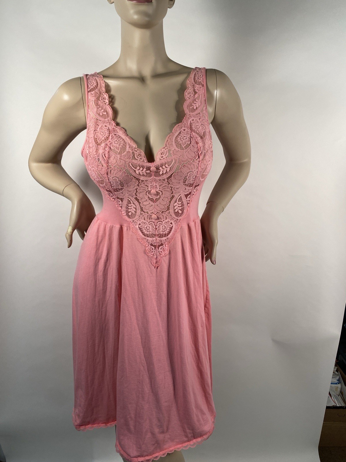 Vintage Olga Style 91081 Pink Cotton Knee Length Nightgown Lace Bodice Size L