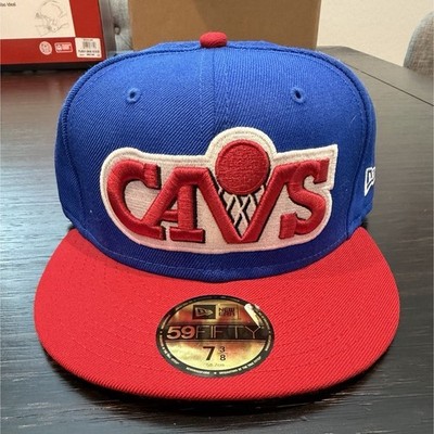 Snapback New Era Cleveland Cavaliers NBA Cap Blue Red 7 3/8 Basketball