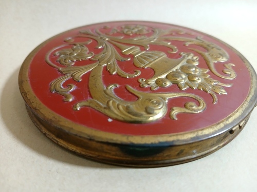 Rex Fifth Avenue Red Enamel Brass Flapjack Powder Vintage Compact Art Deco MCM - Afbeelding 7 van 15