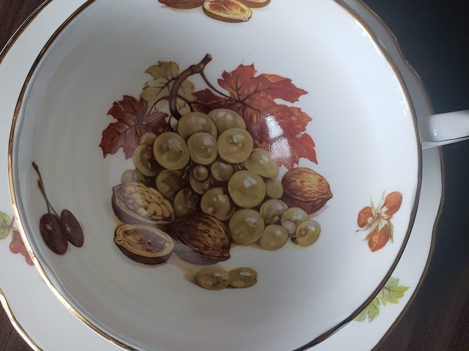 Vintage Tea Cup & Saucer Royal Grafton Fine Bone China Made In England