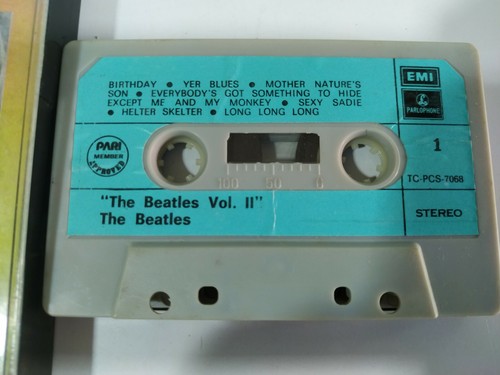 The Beatles Vol II Greatest Hits Parlophone UK Edition Cinta Cassette - Picture 2 of 4