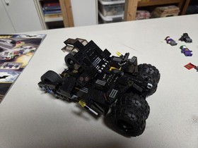 7888 The Tumbler: Joker's Ice Cream Surprise(99% complete With Minifigs, No Box)