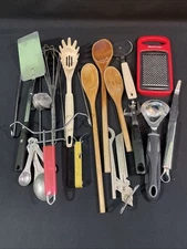 Lot of Kitchenware Homeware Utensils Lot 16 Items