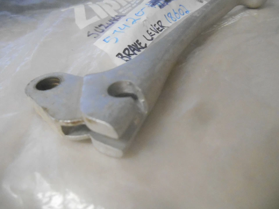 Alavanca de freio NOS Suzuki GT380 TM250 TM400 TS250 TS400 T250 T350 T500 57420-18602 - Imagem 4 de 4