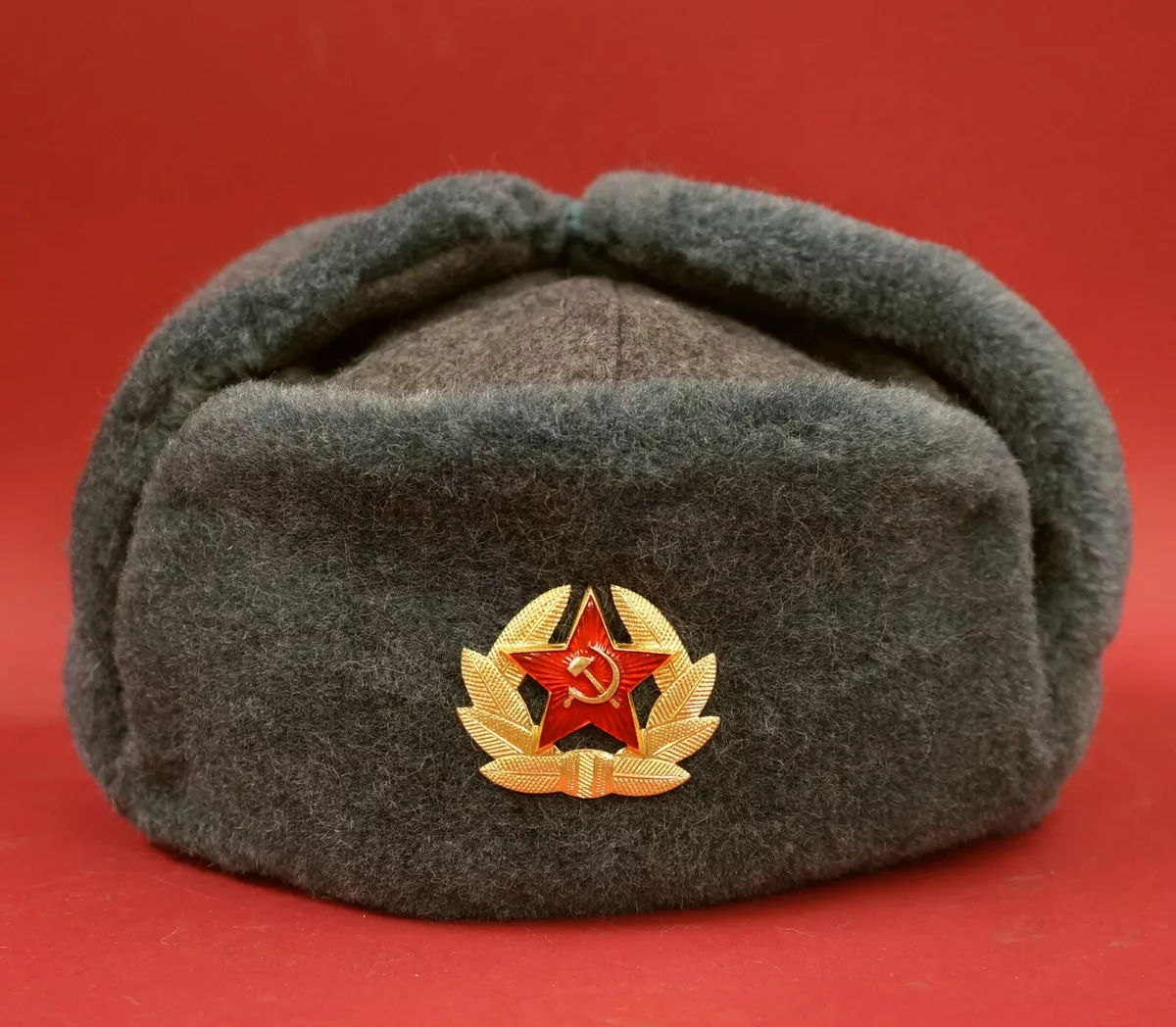 Soviet Army Ushanka Winter Fur Hat 1980s ORIG Military UNUSED Size58 Cap Badge