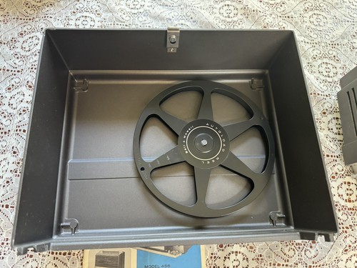 Bell & Howell Autoload Super 8 & Reg 8mm Movie Projector Model 456A - Picture 9 of 11