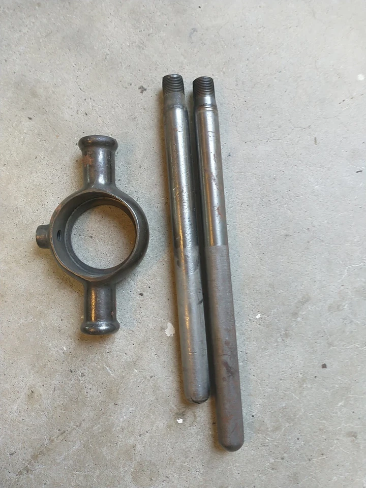 Greenfield GTD Round Die Threading T Handle Wrench 2.75" Die USA - Image 4 of 4