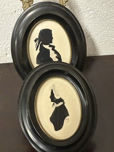 Pair of Antique Original Hand Painted Silhouette Portraits by Ray - Picture 11 of 12