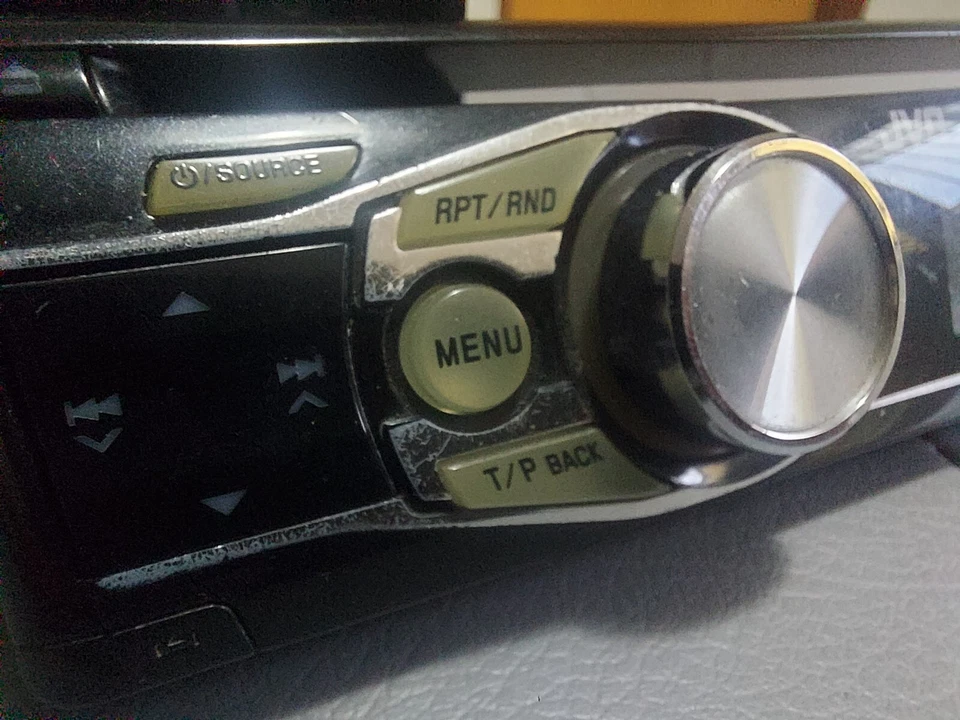 Autoradio JVC 50 W X 4 FRONTALINO ESTRAIBILE - Immagine 4 di 4