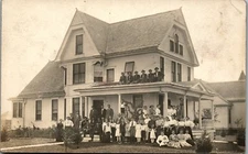 Church congregation? - generational families 1910 era RPPC Vintage Postcard TT1